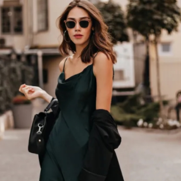 DVF Diane von Furstenberg Stunning Vintage Tortoiseshell Sunglasses with Case - Picture 7 of 14